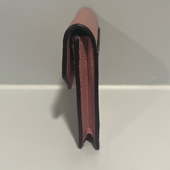 Coach Pink Leather Envelope Card Case | Elegant & Compact - Picture 5 of 13